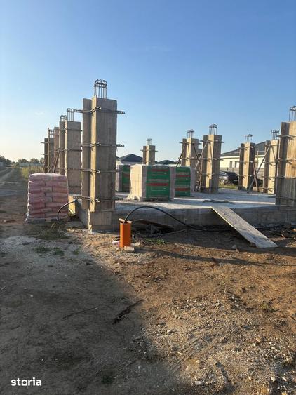 Casă cu 4 camere cu Teren 500 Mp în Central