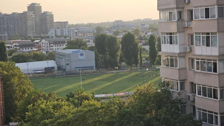 Apartament cu 2 camere decomandat în Vitan