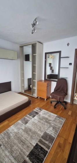 Apartament cu 2 camere decomandat în Giurgiului