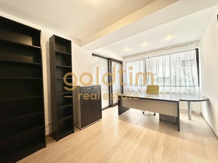 Apartament cu 5 camere decomandat, mobilat în Șoseaua Nordului