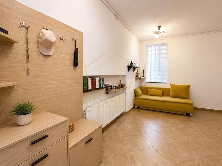 Apartament cu 2 camere semidecomandat, mobilat în P-ța Maria