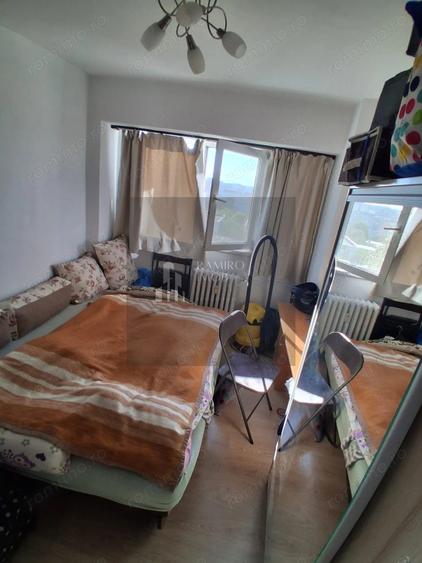 Apartament cu 3 camere semidecomandat în Gorjului