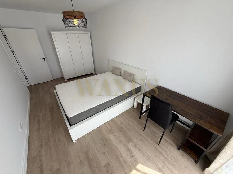 Apartament cu 2 camere semidecomandat, mobilat în Florești