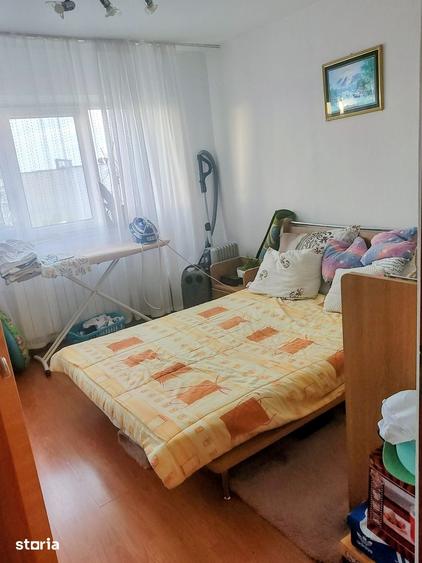 Apartament cu 3 camere decomandat în Inel II