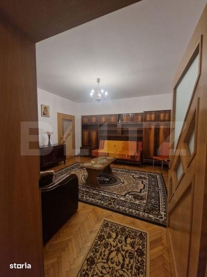 Apartament cu 3 camere în Florilor