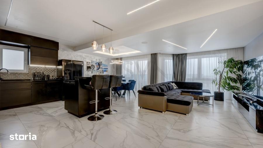 Apartament cu 4 camere, mobilat în Tei