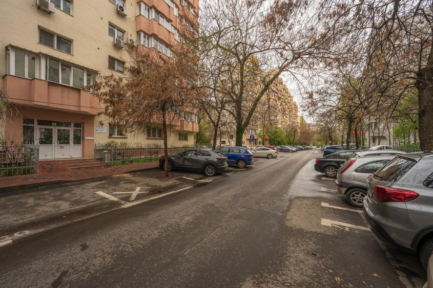 Garsonieră decomandată, mobilată în Nerva Traian