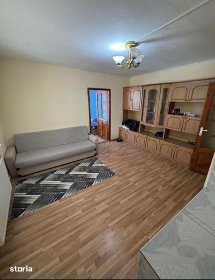 Apartament cu 2 camere, mobilat în Calea București