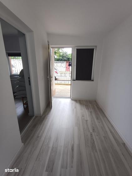 Casă cu 2 camere cu Canalizare în Faleza Nord