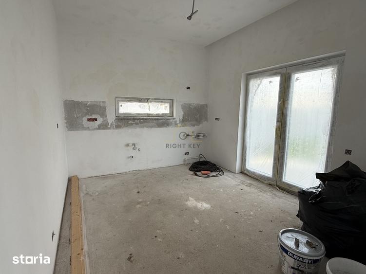 Casă cu 4 camere cu Teren 500 Mp în Dragomirești-Vale