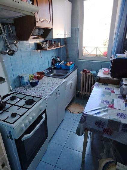 Apartament cu 2 camere decomandat în Exterior Vest