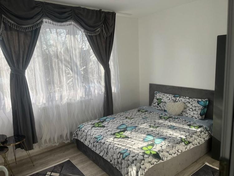 Apartament cu 2 camere decomandat în Exterior Vest