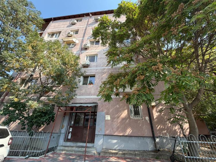Garsoniera Fizicienilor Bloc 1982 Reabilitat Parter Inalt 15 Min Metrou - 10