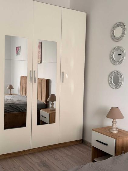 Apartament cu 2 camere decomandat în Dobroești