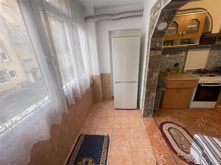 Apartament cu 2 camere decomandat în Burdujeni