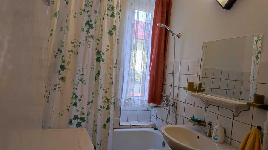 Apartament cu 2 camere nedecomandat în Central