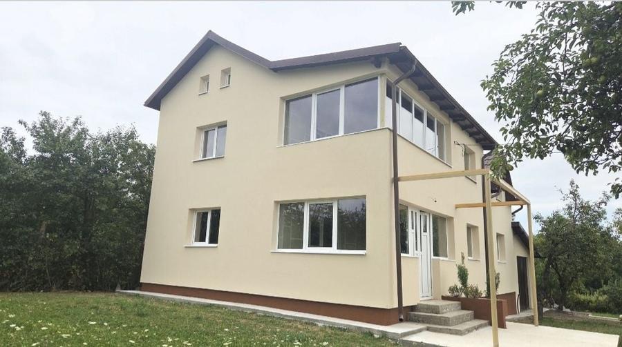 Casă cu 4 camere în Smeura