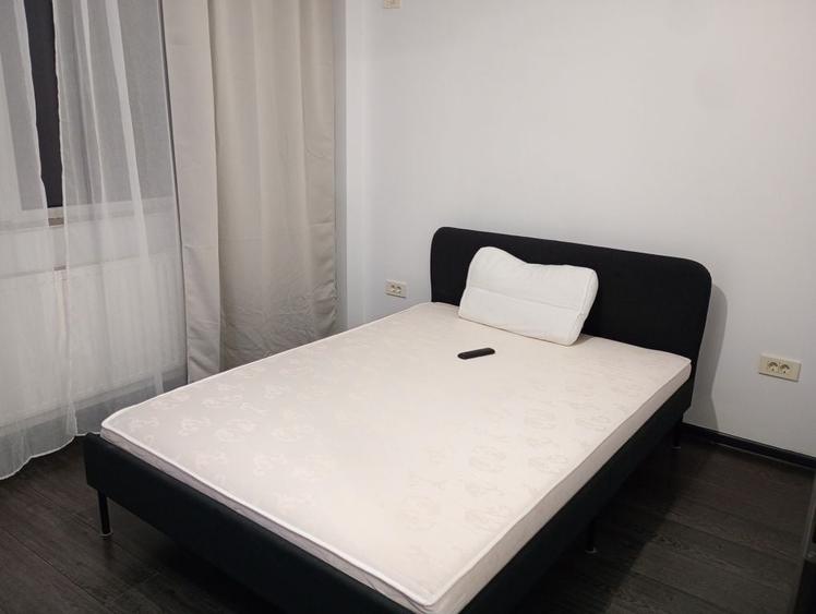Apartament cu 2 camere semidecomandat în Roșu