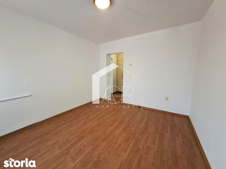 Apartament cu 2 camere semidecomandat în Ultracentral