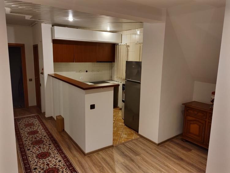 Apartament cu 2 camere semidecomandat, mobilat în Capitale