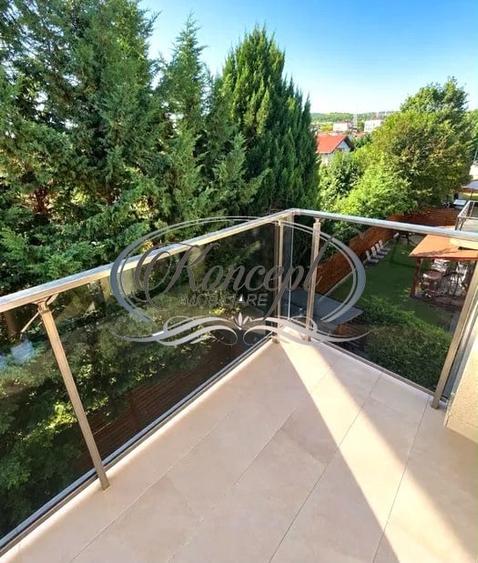 Apartament cu 3 camere semidecomandat, mobilat în Borhanci