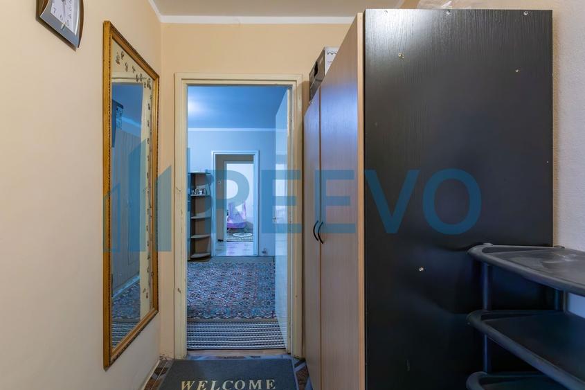 Apartament cu 2 camere semidecomandat în Cornișa