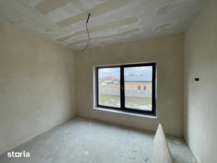 Casă cu Teren 275 Mp în Ghiroda