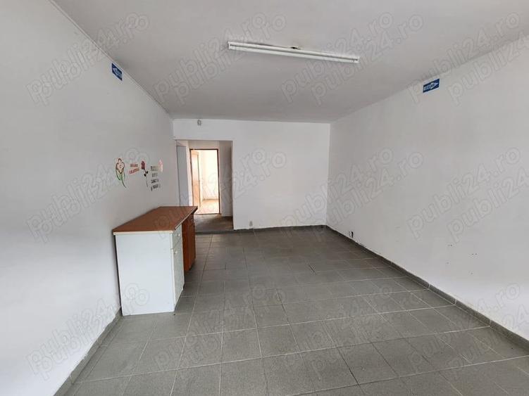 Spațiu comercial, de 54 mp, în Central