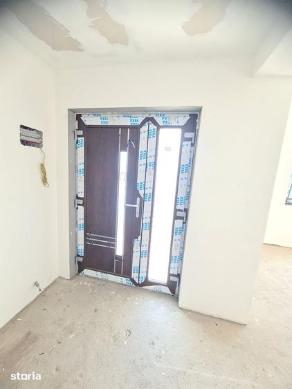 Casă cu 3 camere cu Teren 500 Mp în Letea Veche
