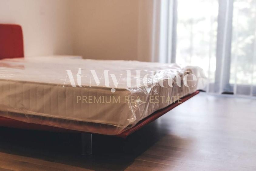 Apartament cu 4 camere decomandat, mobilat în Primăverii