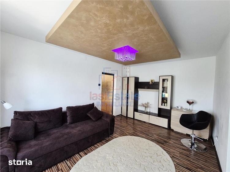 Apartament cu 2 camere în Podu Roș