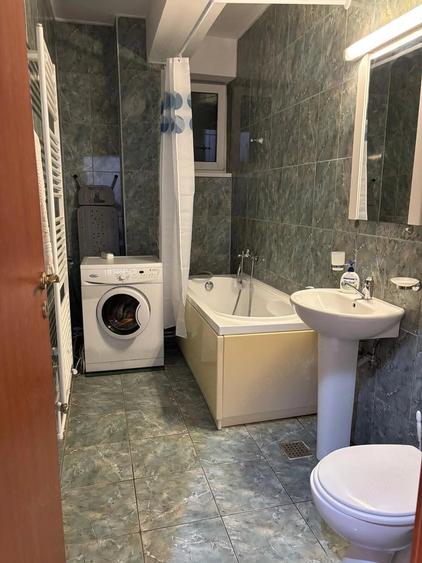 Apartament cu 2 camere decomandat în Babadag