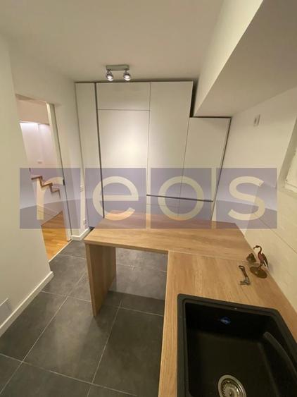 Apartament cu 4 camere, mobilat în Iancului