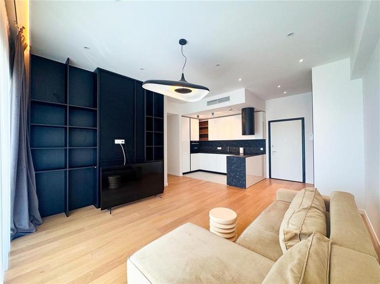 Apartament cu 3 camere decomandat, mobilat în Floreasca