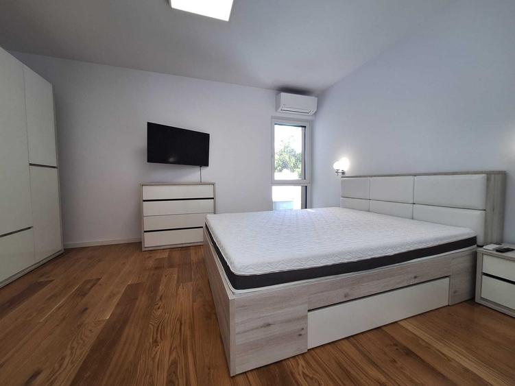 Apartament cu 3 camere în Zorilor