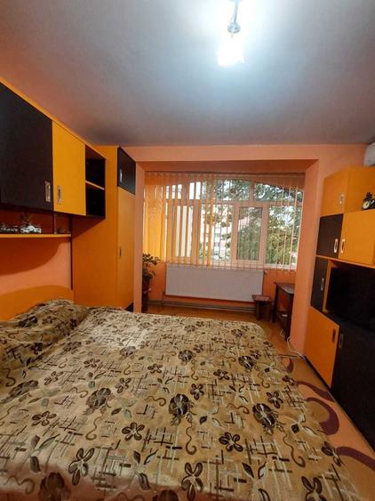 Apartament cu 3 camere decomandat în Ultracentral