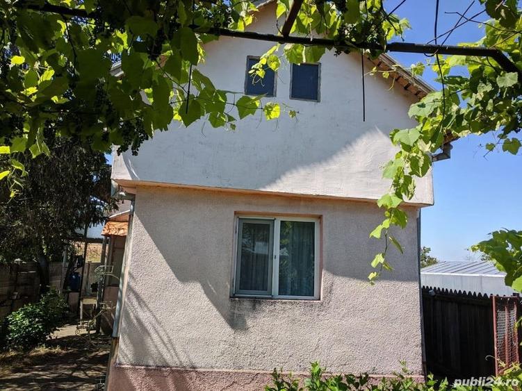 Casă cu 3 camere cu Teren 734 Mp în Ghercești