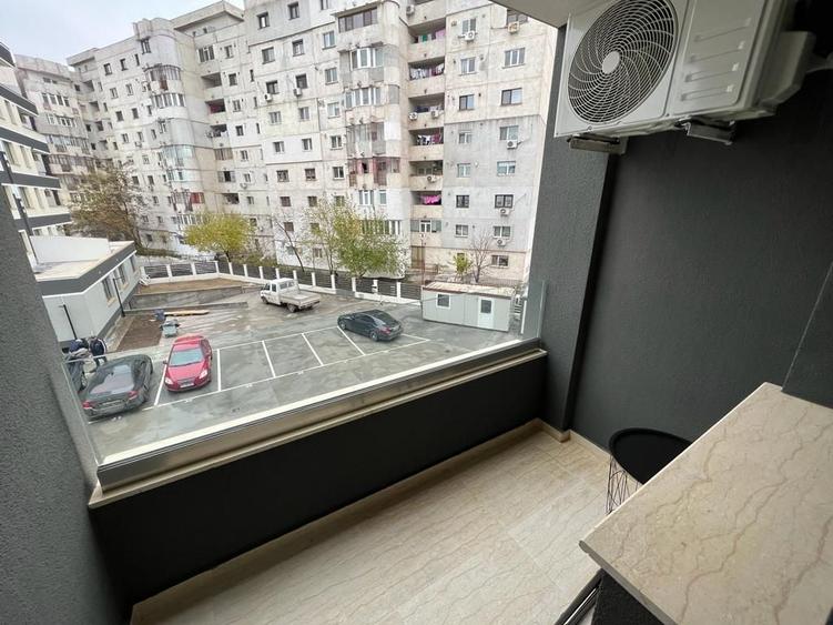 Garsonieră nedecomandată, mobilată în Micro 17