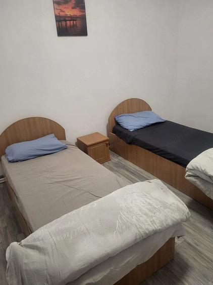 Casă cu 4 camere cu Teren 230 Mp în Central