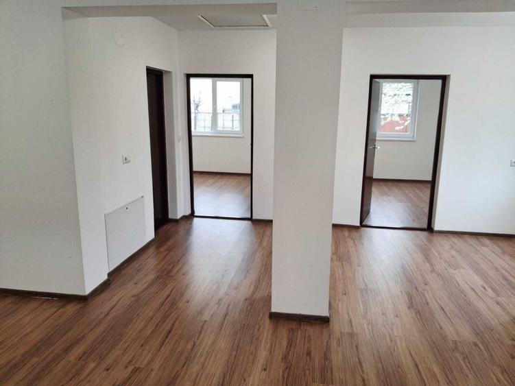 Apartament cu 2 camere decomandat în Nufărul