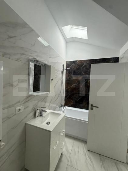 Apartament cu 3 camere decomandat, mobilat în Nord-Vest