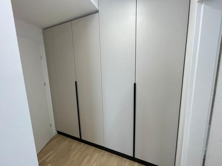 Apartament cu 2 camere semidecomandat, mobilat în P-ta Presei Libere