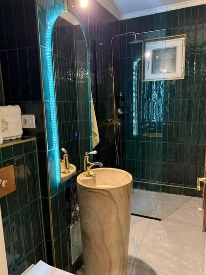 Apartament cu 2 camere semidecomandat în Cetății