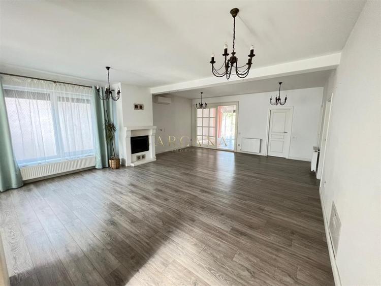Apartament cu 4 camere semidecomandat în Iris