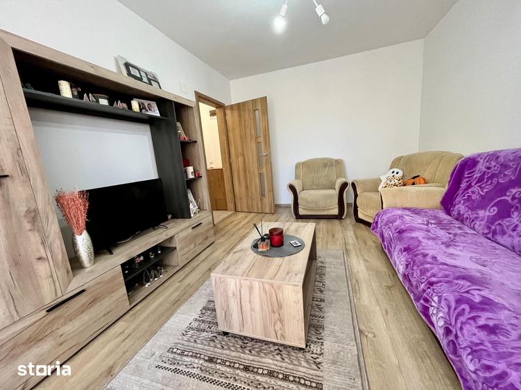 Apartament de inchiriat, 2 camere, decomandat, 50 mp, CUG - 9