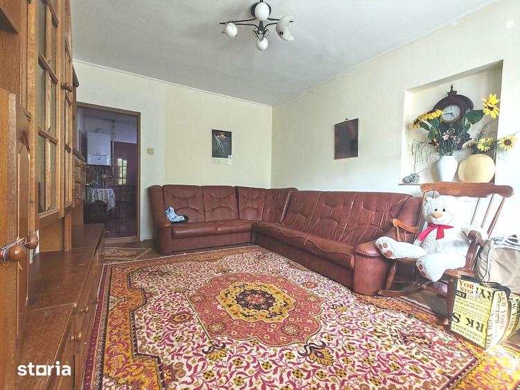 Apartament cu 3 camere, mobilat în Războieni