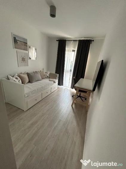 Apartament cu 3 camere decomandat, mobilat în Herăstrău