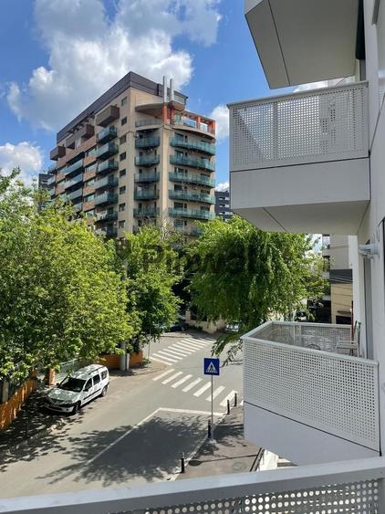 Apartament cu 2 camere decomandat, mobilat în Herăstrău
