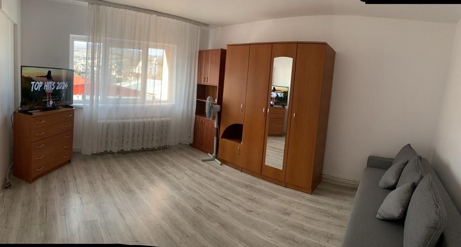Garsonieră decomandată în Cetate