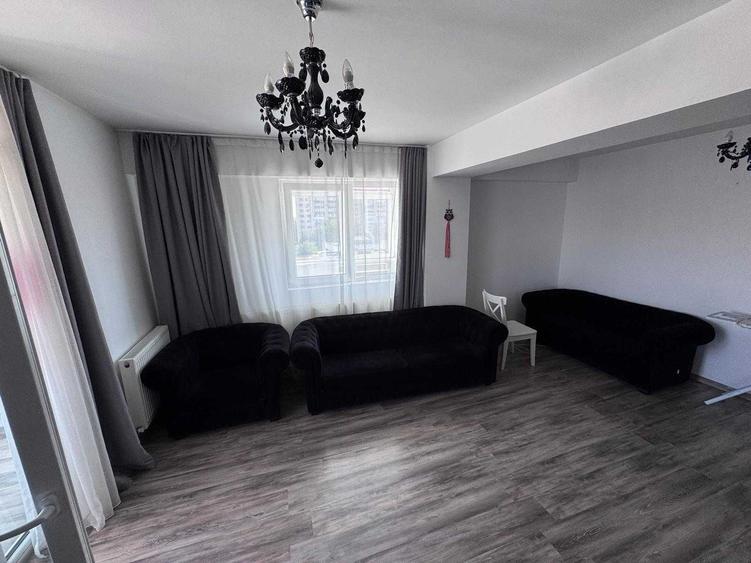 Apartament cu 2 camere decomandat în Micro 3